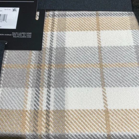 Ralph Lauren Blanket Lachlan Plaid Throw Blanket 54"×72" $170 NWT Taupe Be - Picture 4 of 5